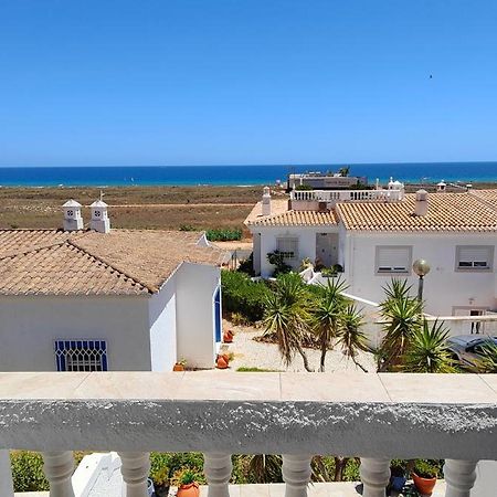 The Swallow'S Rest Beach House - Meia Praia ラゴス エクステリア 写真